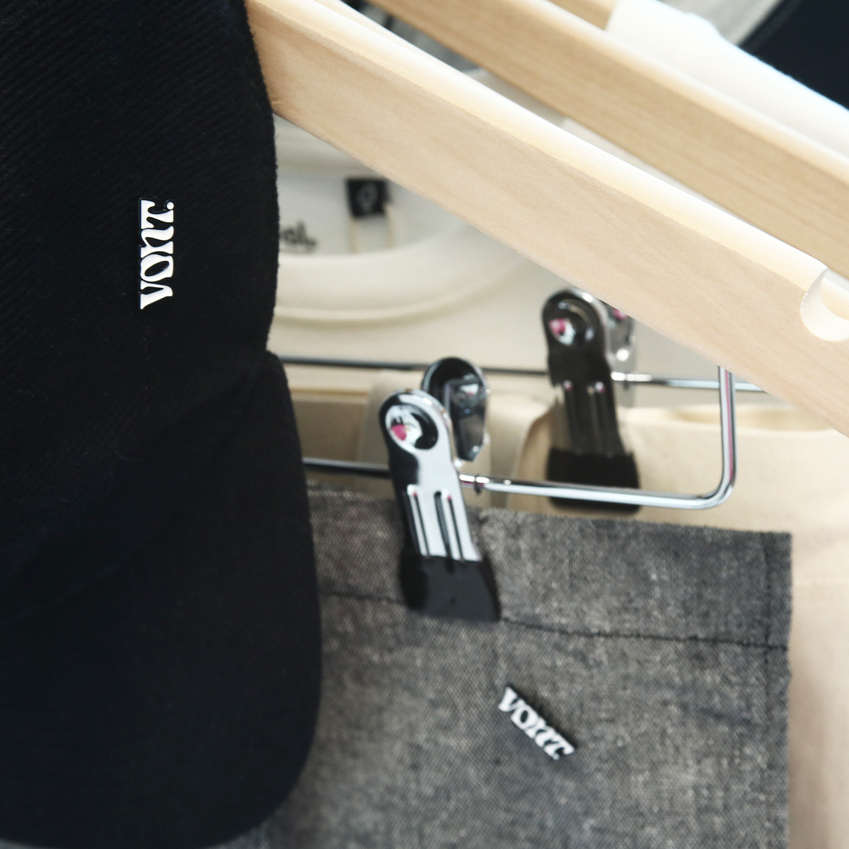 Pins Emalj Egen form